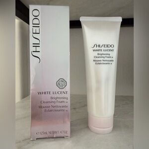 Shiseido White Lucent Cleansing Foam